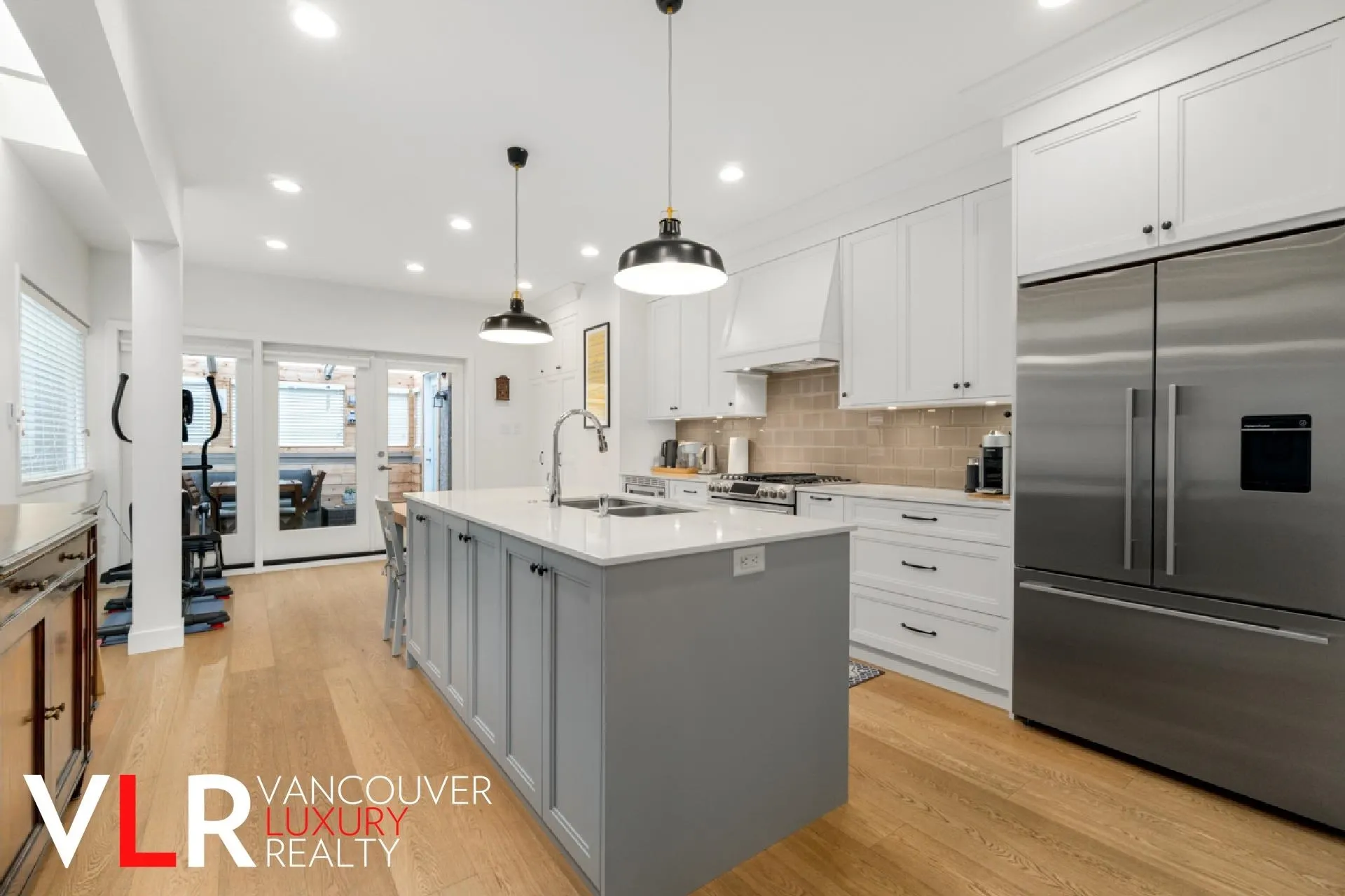 2535 York Avenue #103