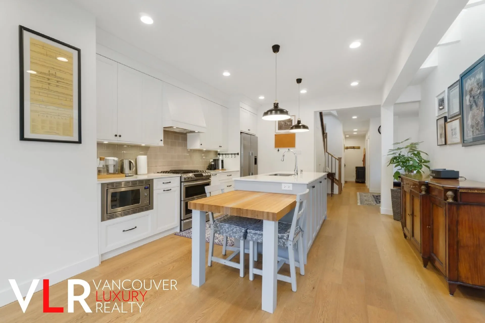 2535 York Avenue #103