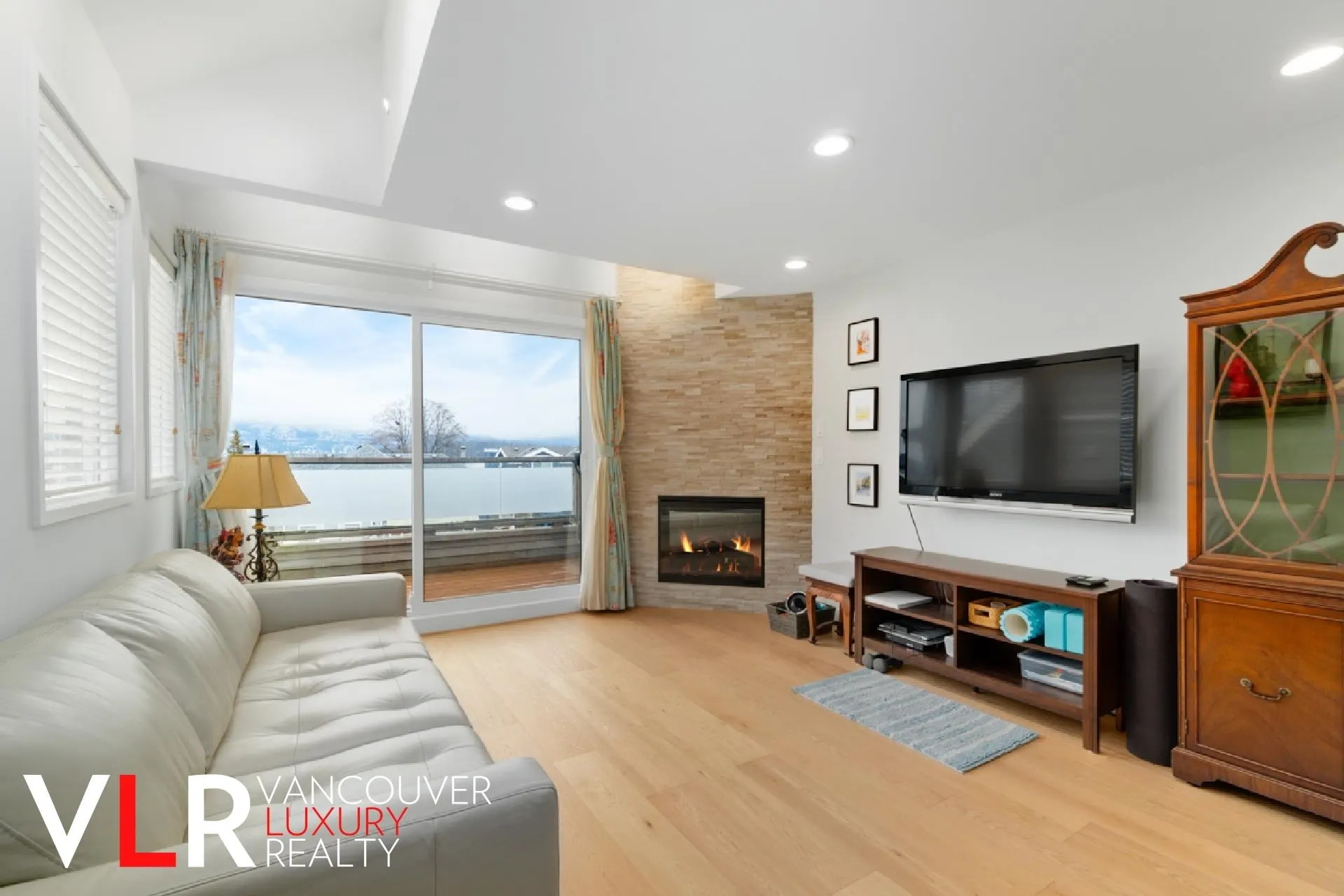 2535 York Avenue #103