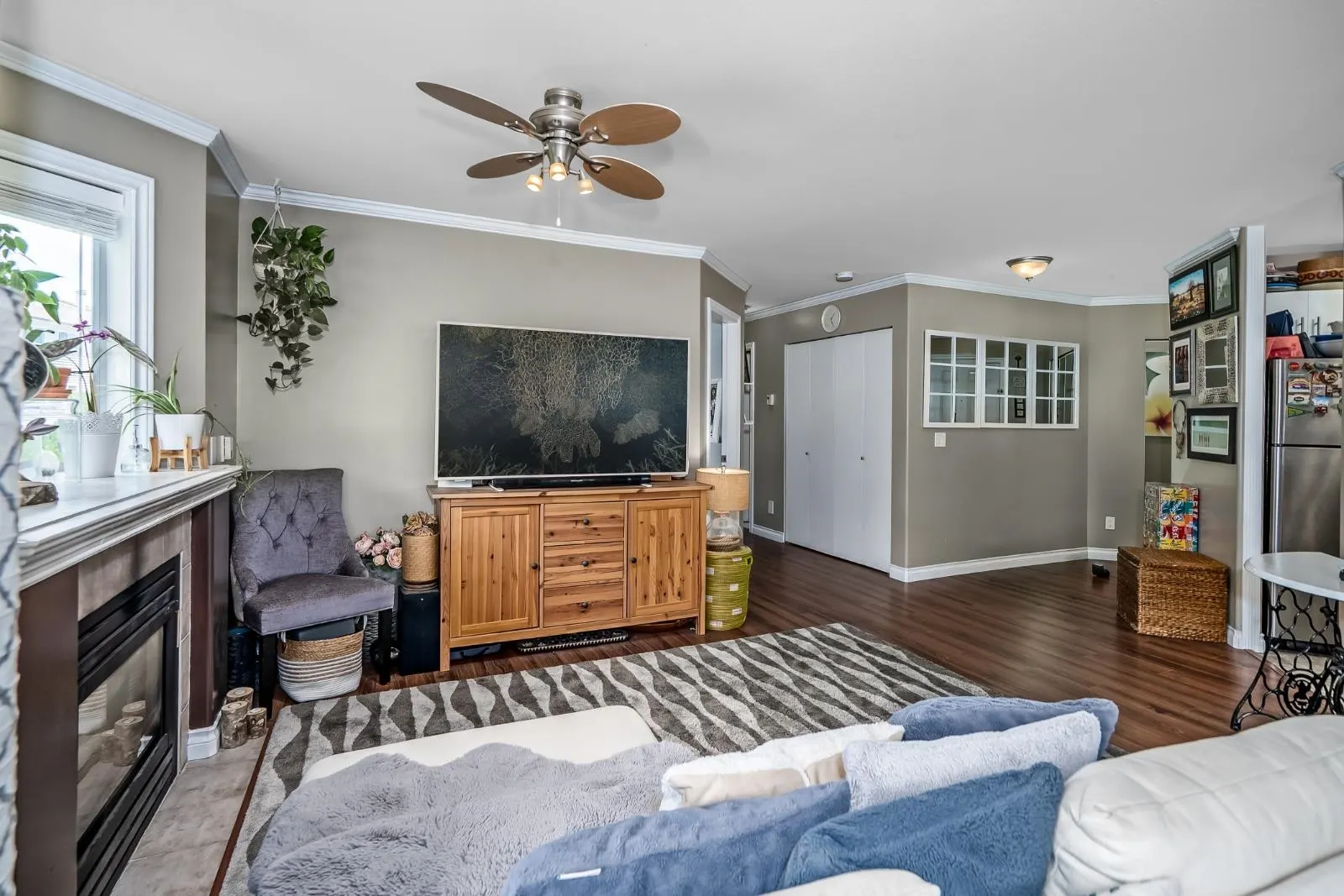 27358 32 Avenue #219