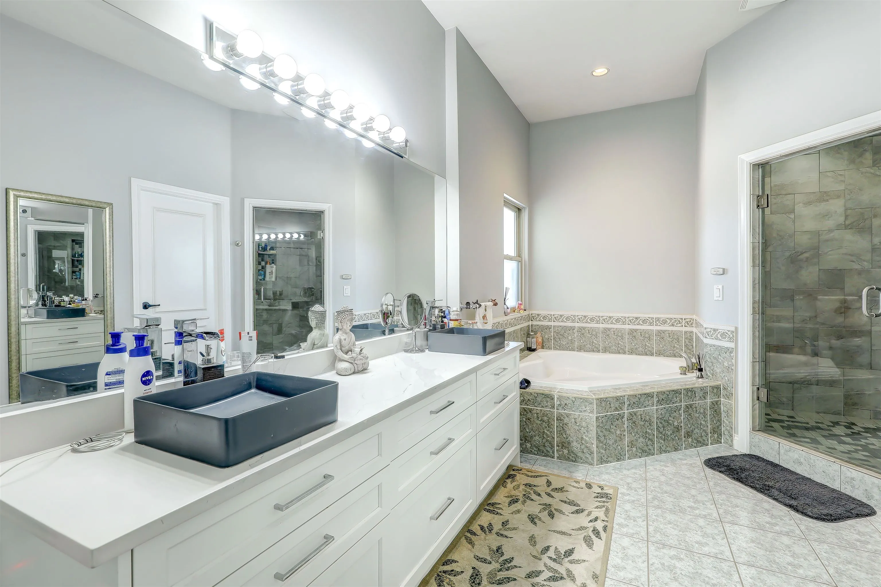 5777 W Kettle Crescent