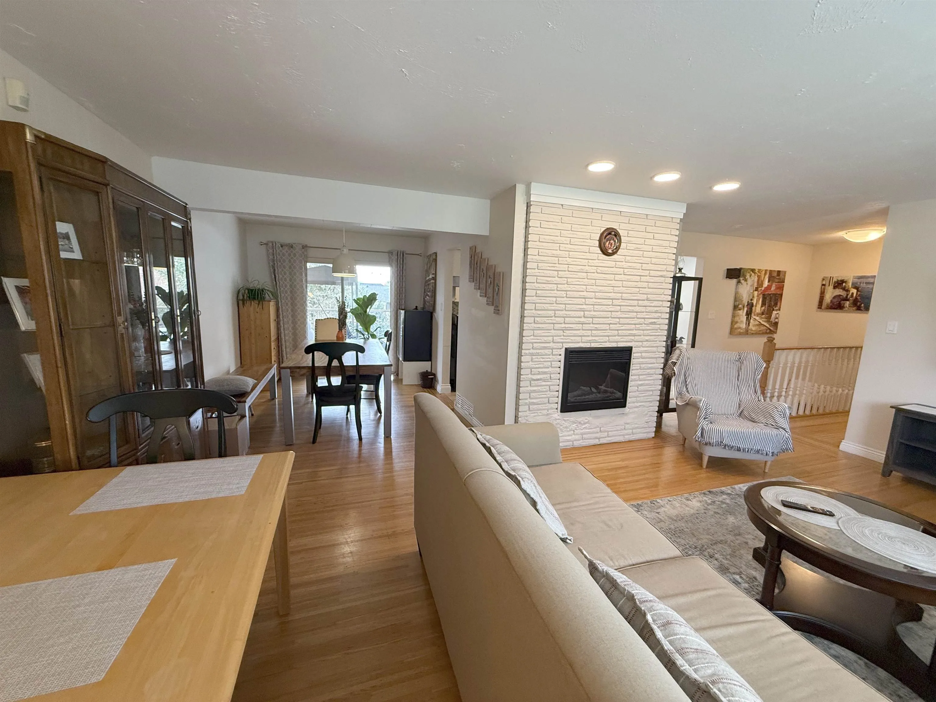 1184 Glenayre Drive