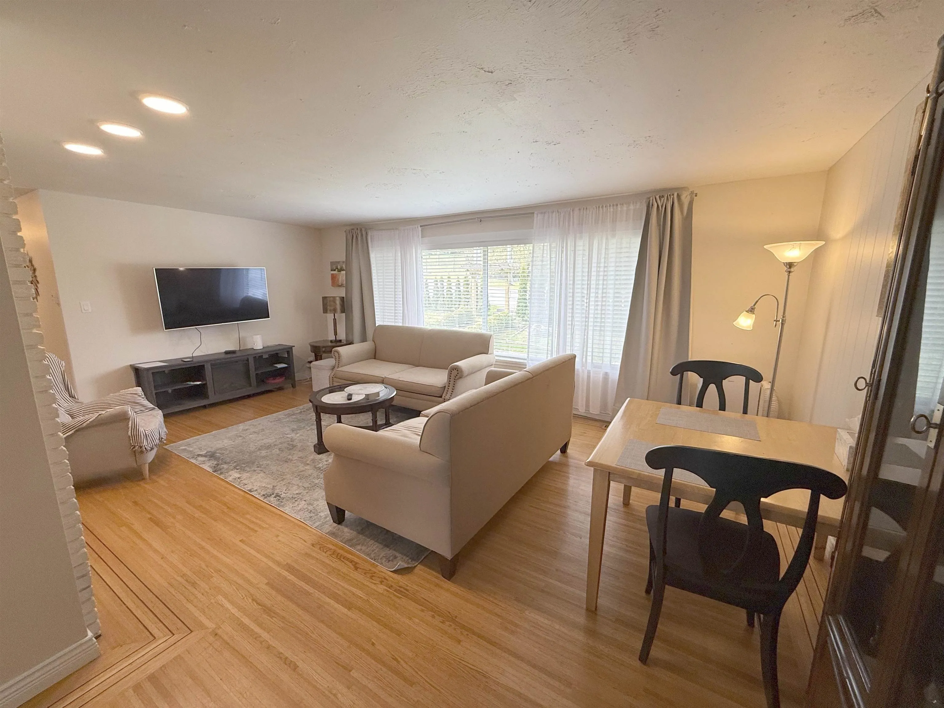 1184 Glenayre Drive
