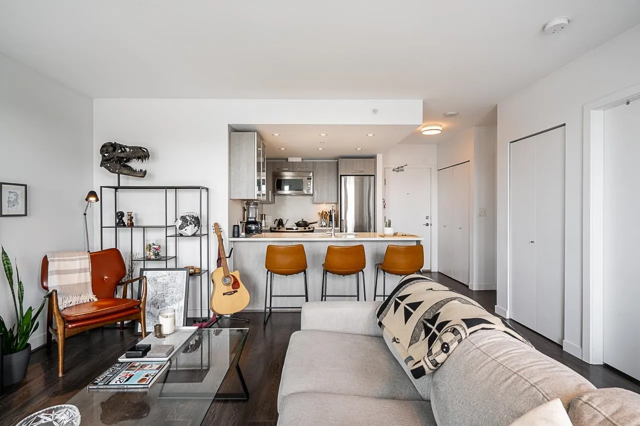 933 E Hastings Street #1110