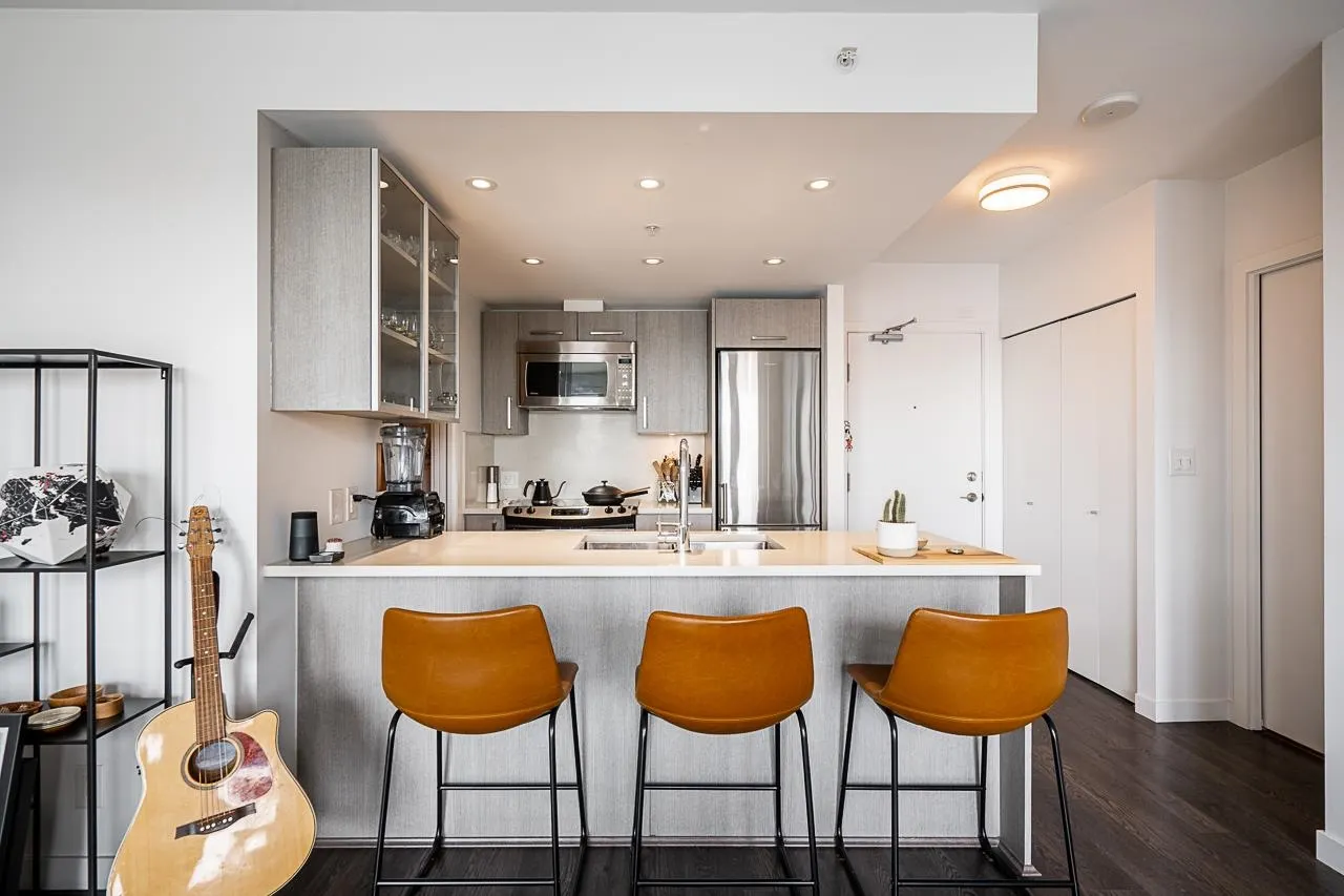 933 E Hastings Street #1110