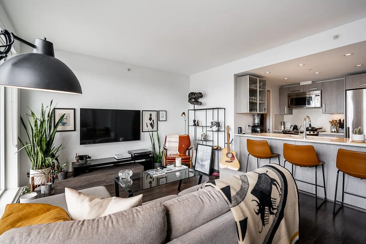 933 E Hastings Street #1110