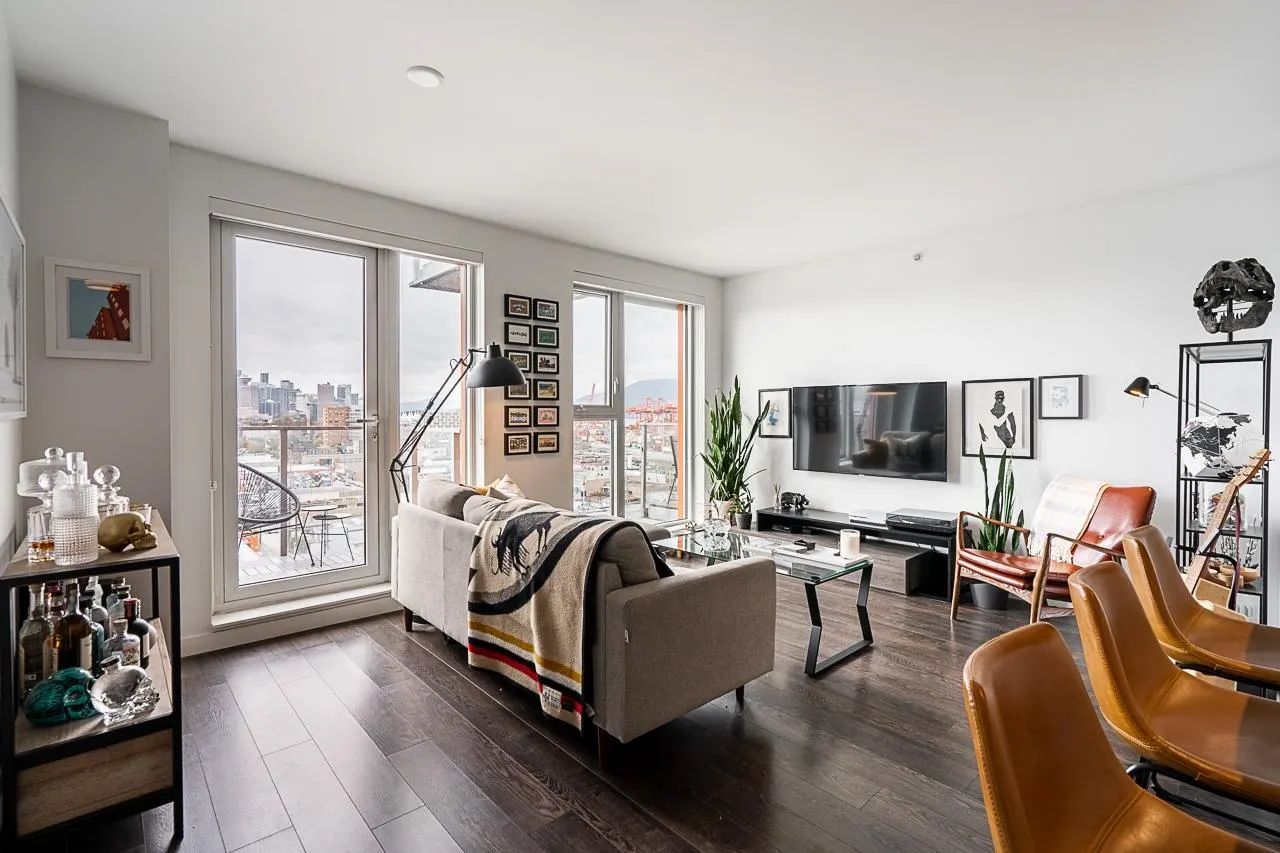 933 E Hastings Street #1110