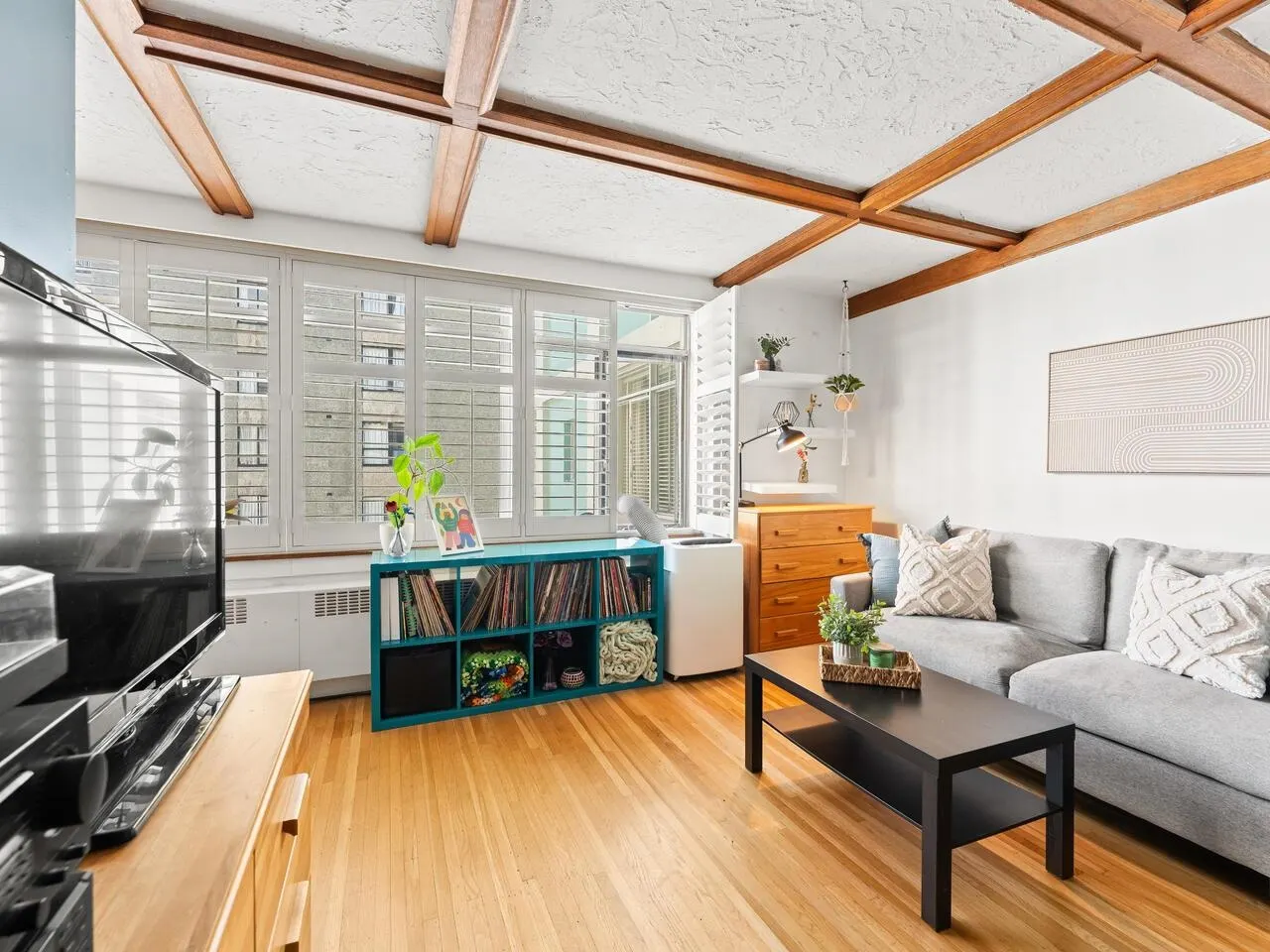 1975 Pendrell Street #304
