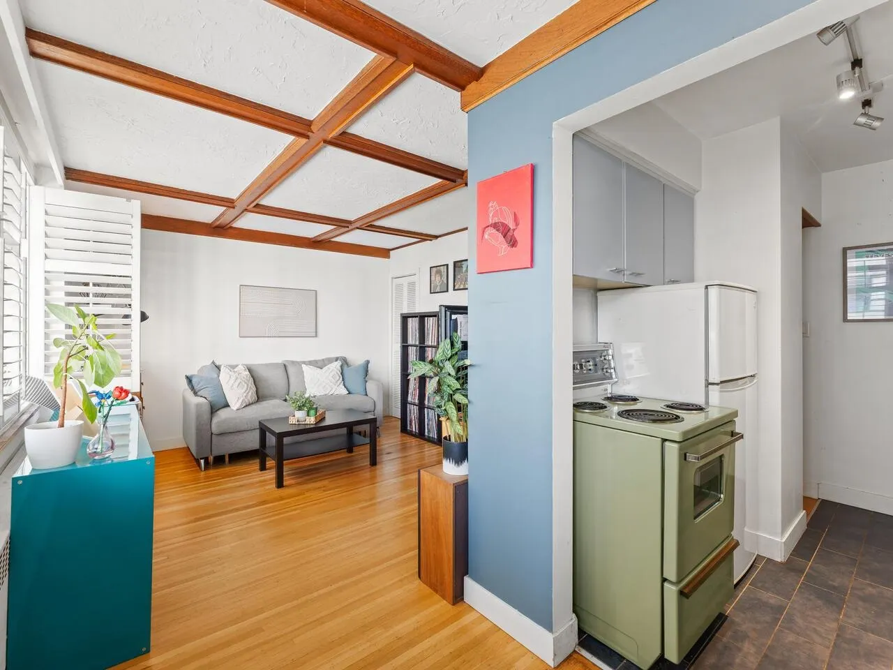 1975 Pendrell Street #304