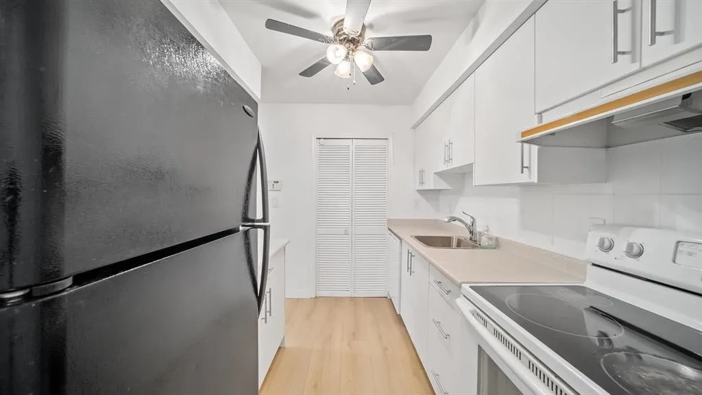 10620 150 Street #916