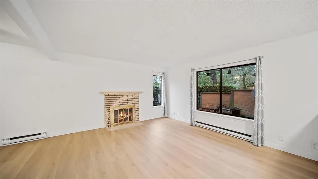 10620 150 Street #916
