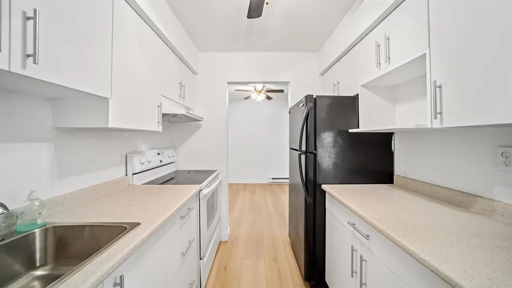 10620 150 Street #916