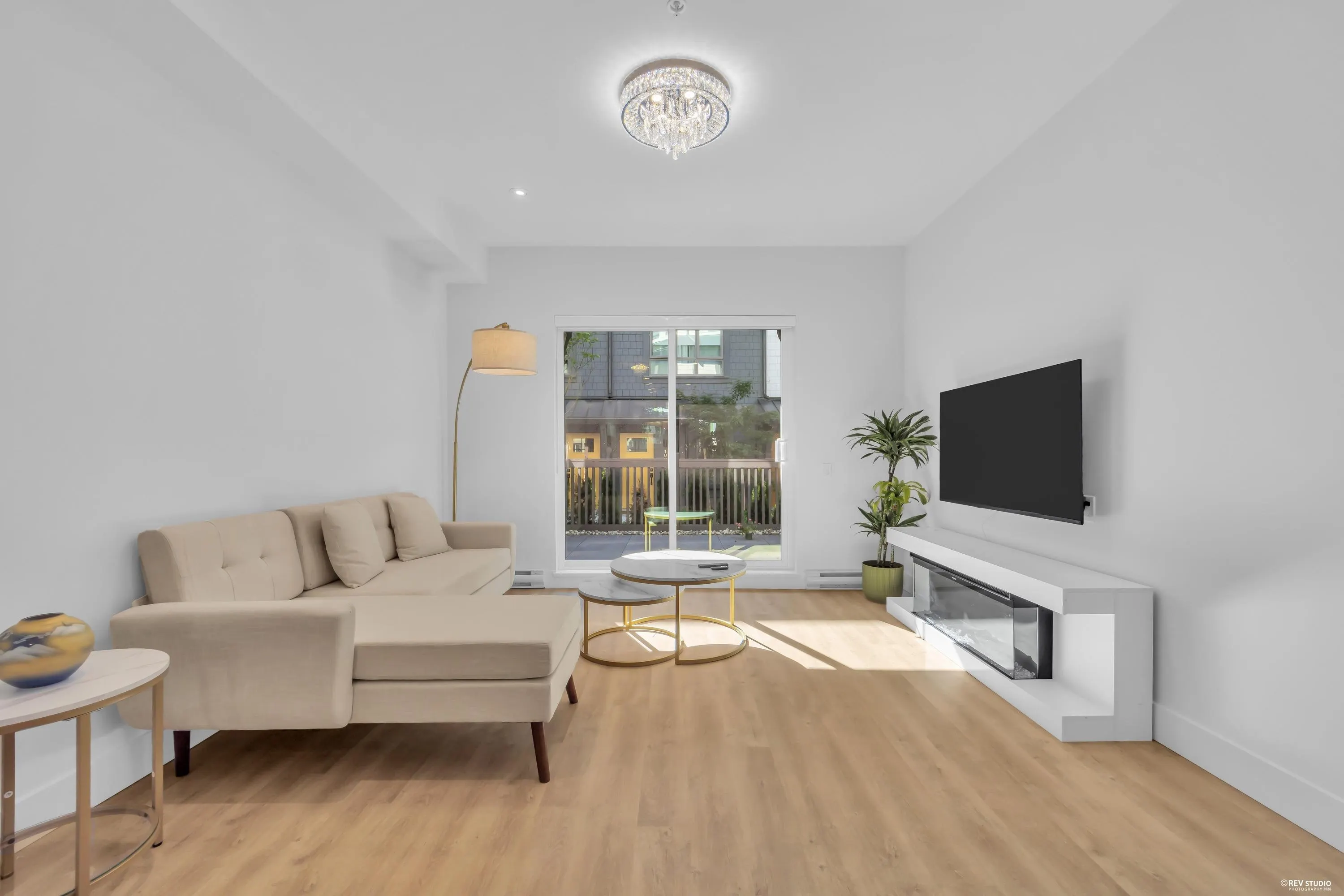 2320 Emery Court #103