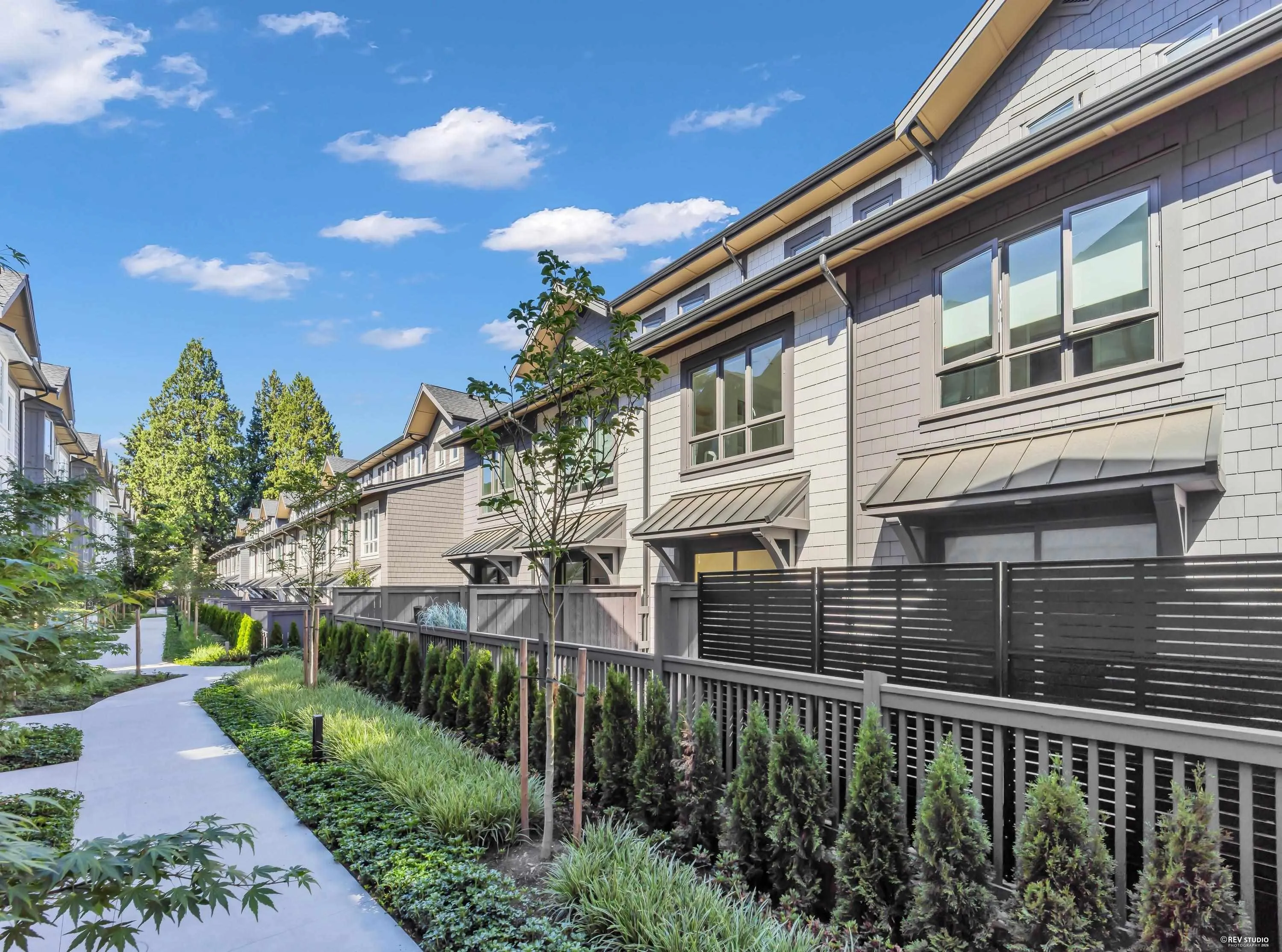 2320 Emery Court #103