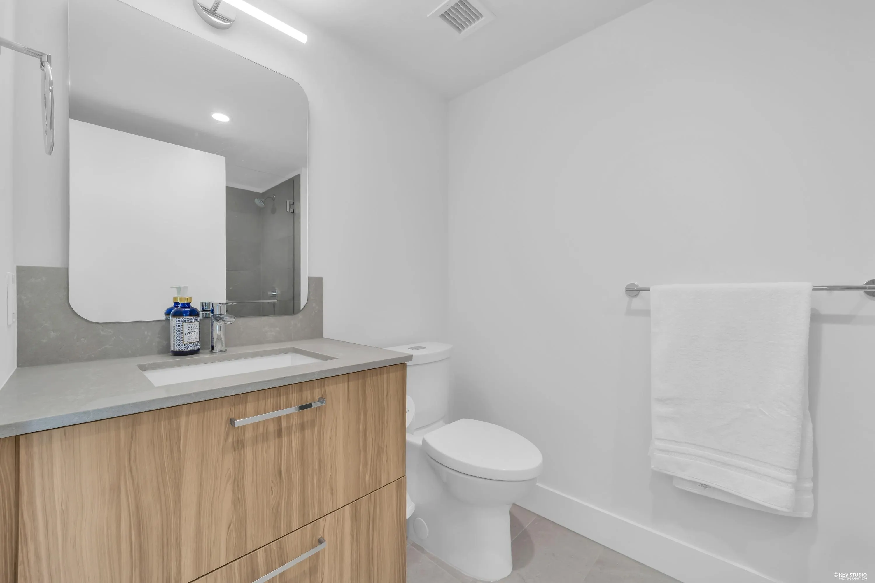 2320 Emery Court #103