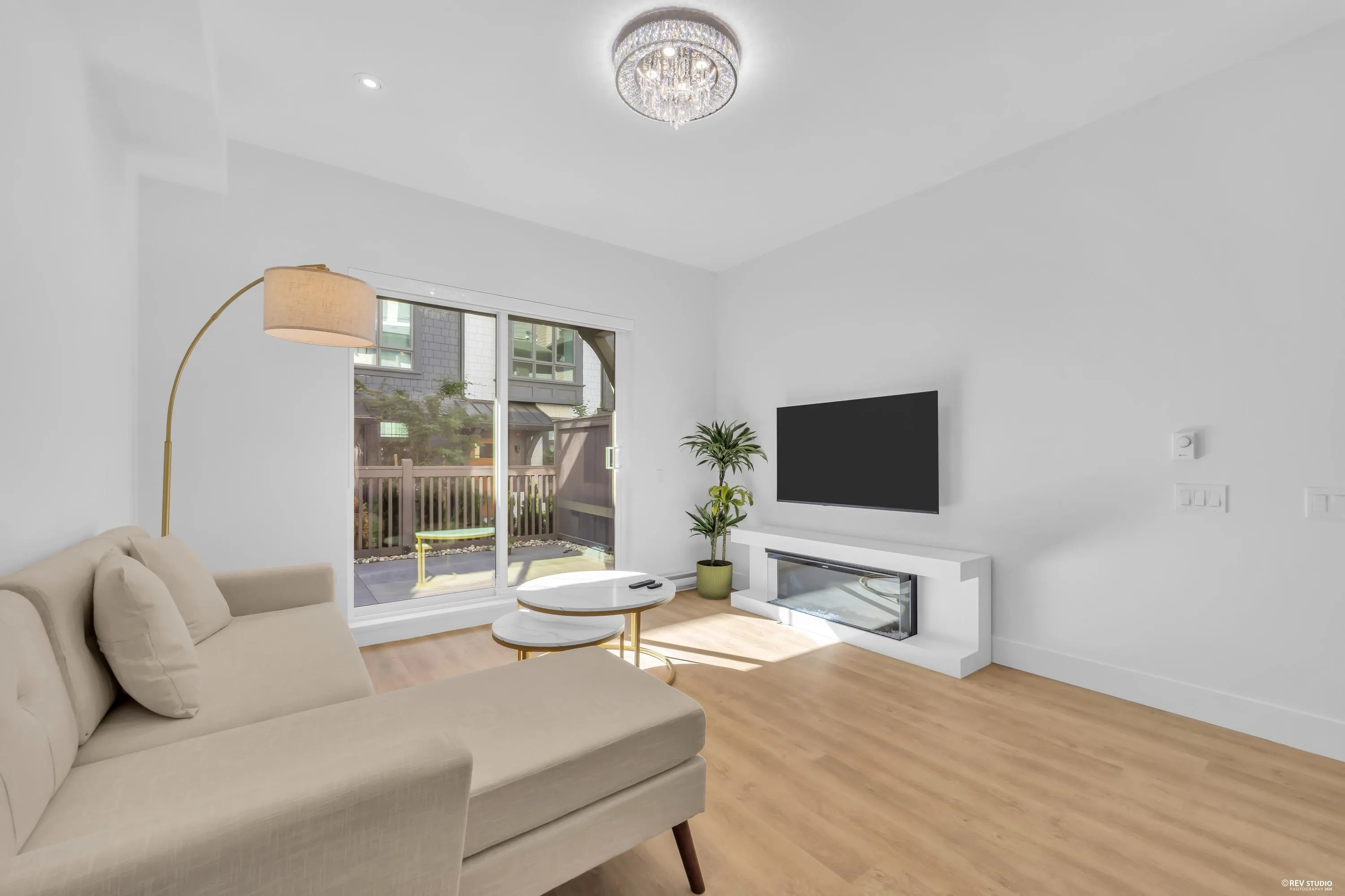 2320 Emery Court #103