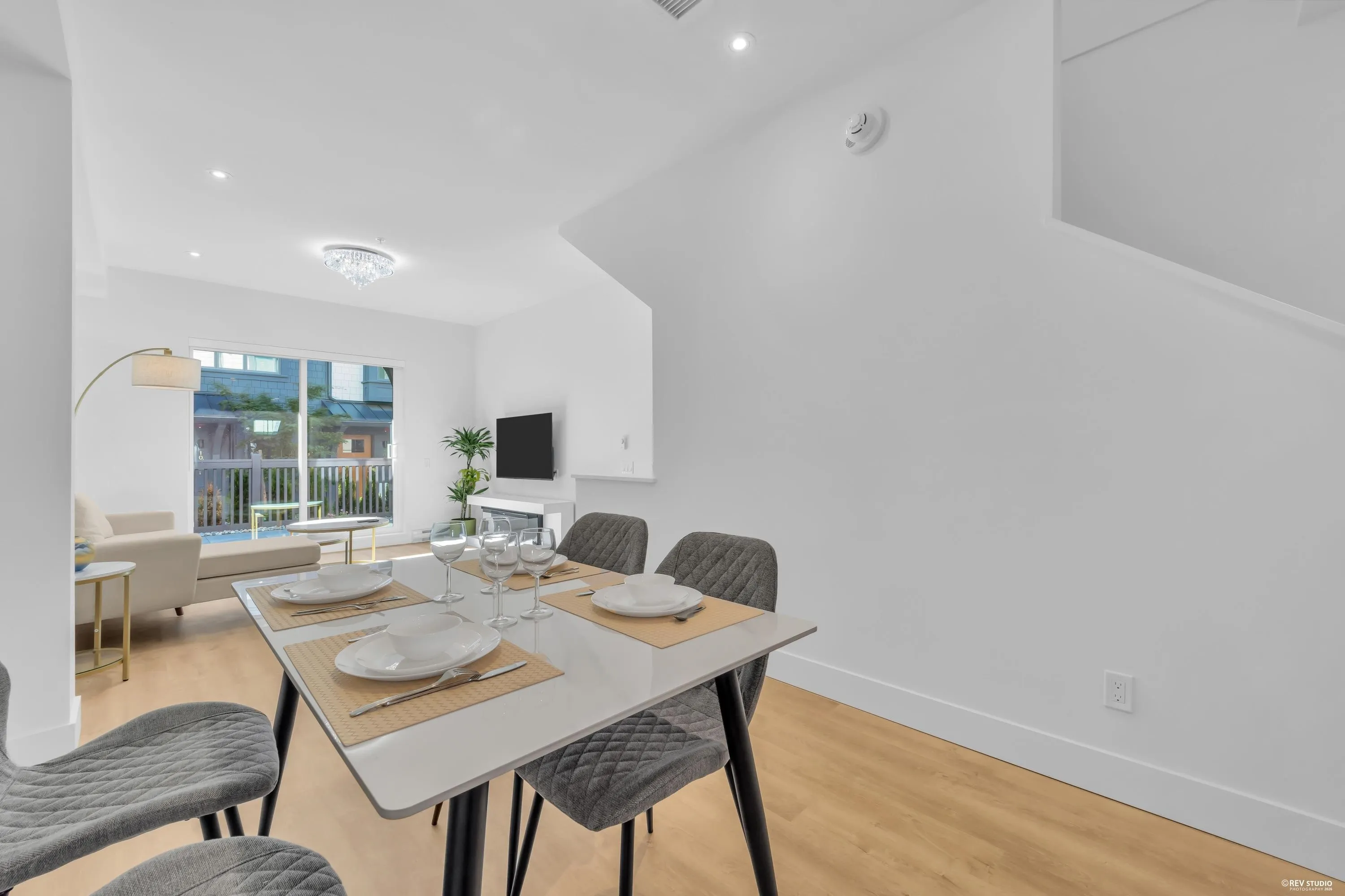 2320 Emery Court #103