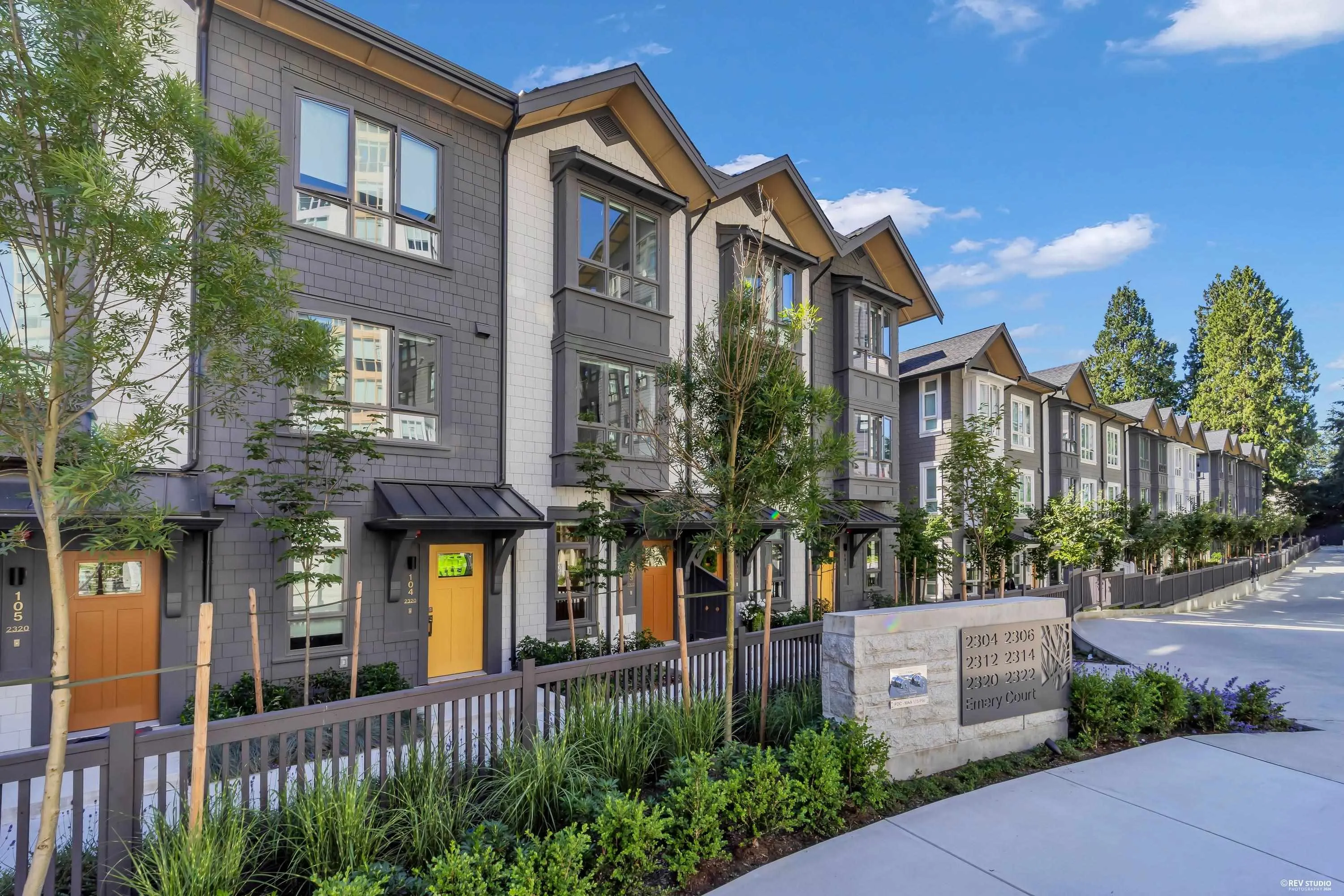 2320 Emery Court #103