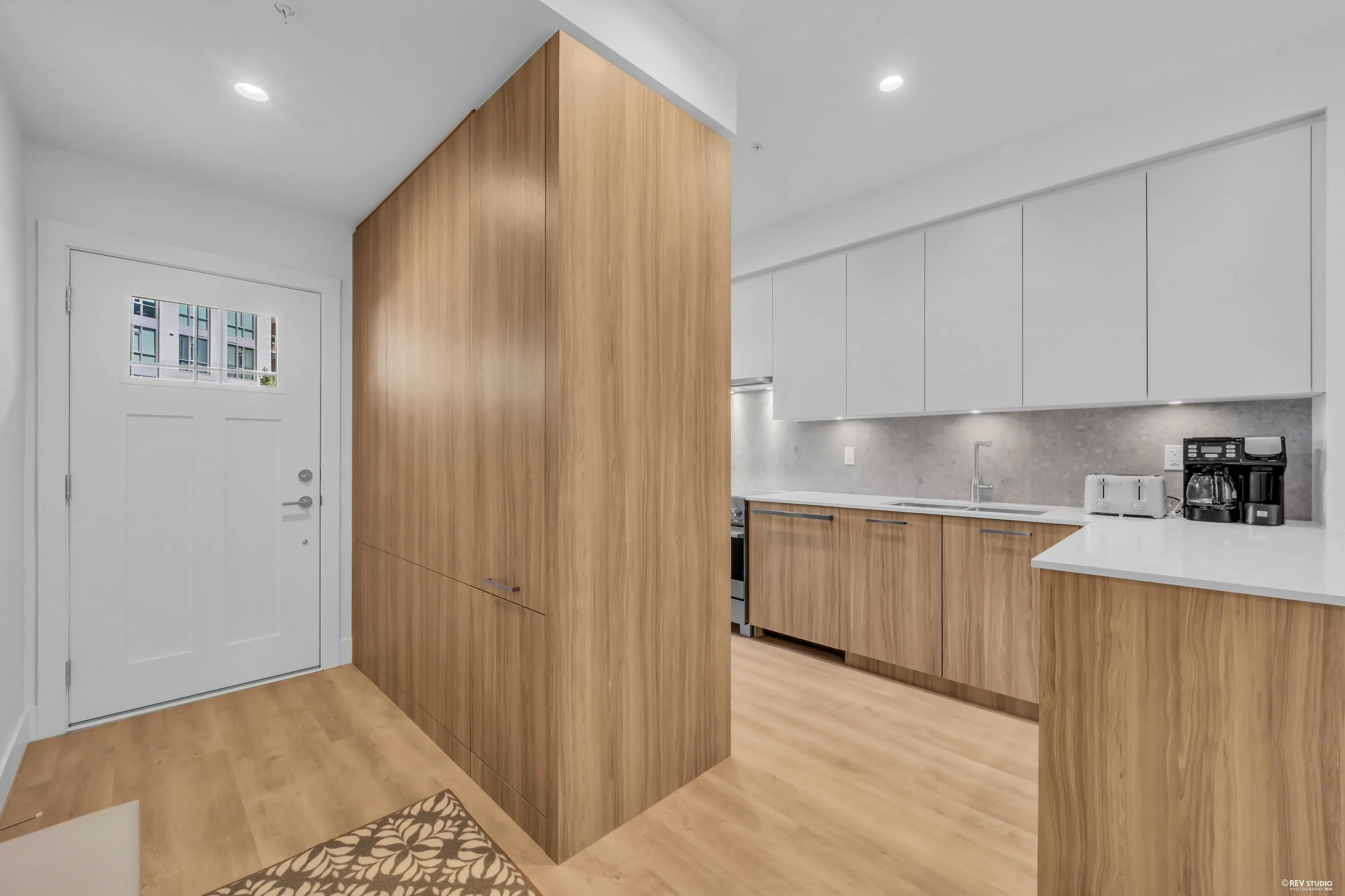 2320 Emery Court #103