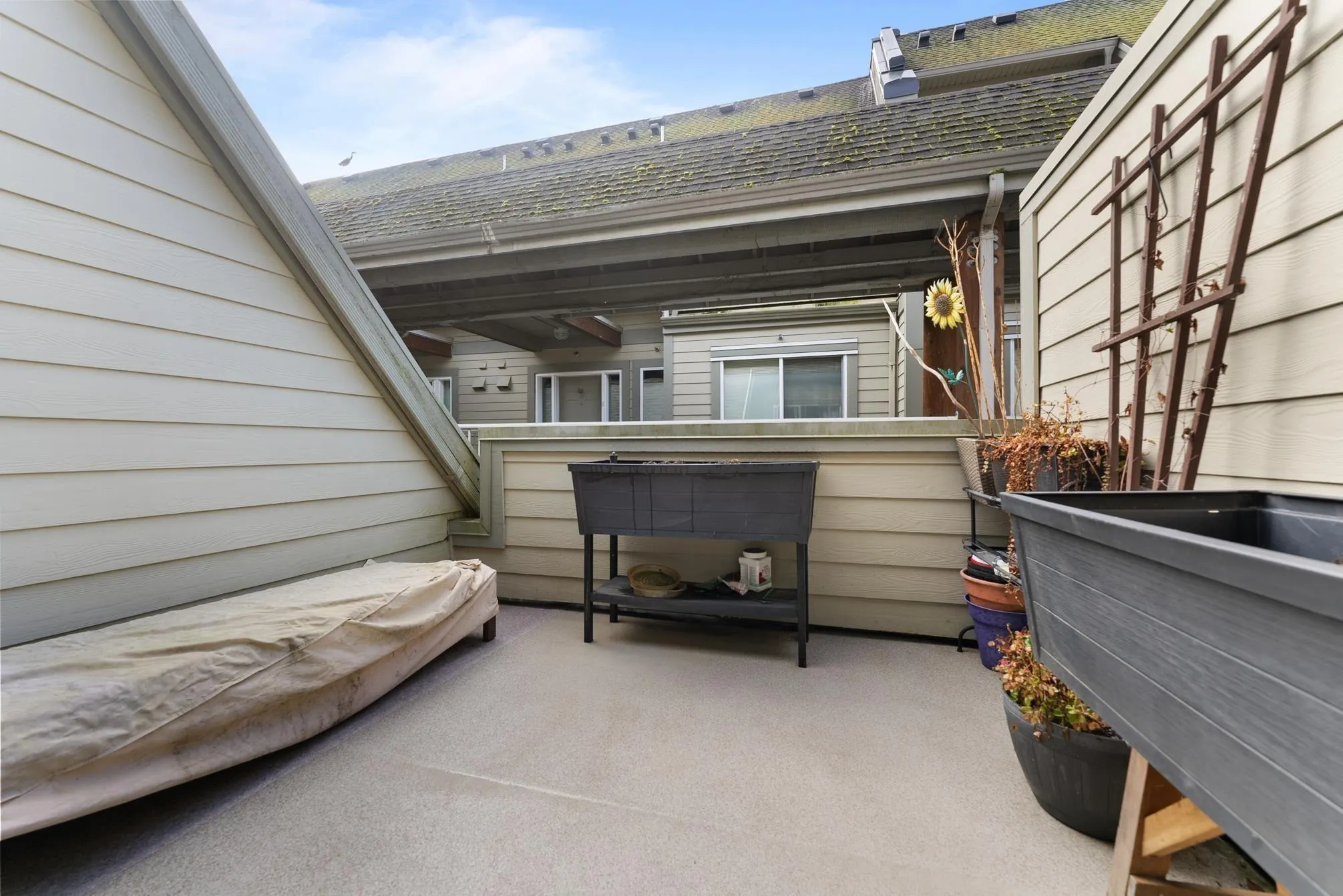1120 Tsatsu Shores Drive #320