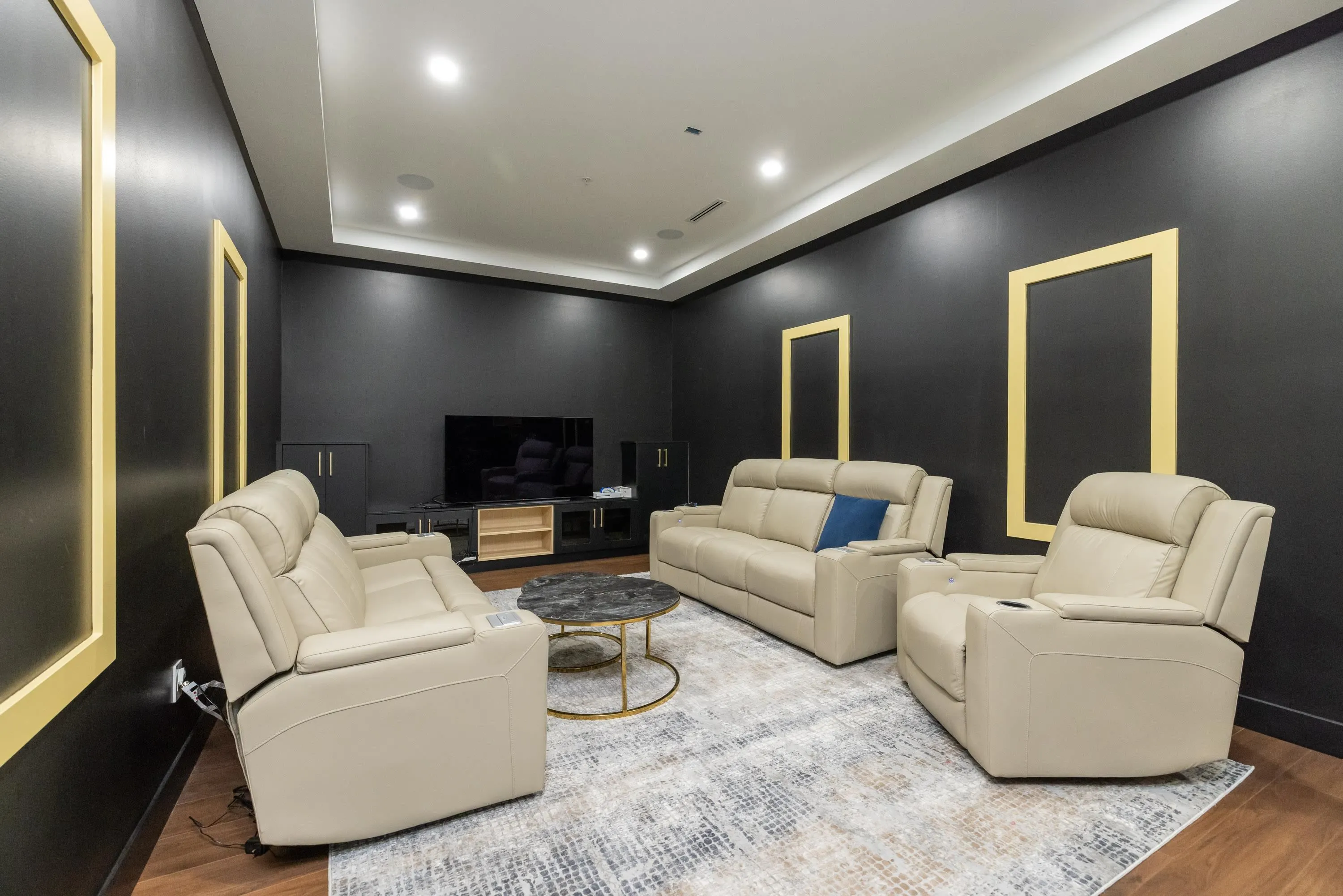 1421 Barberry Drive