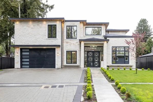 1421 Barberry Drive