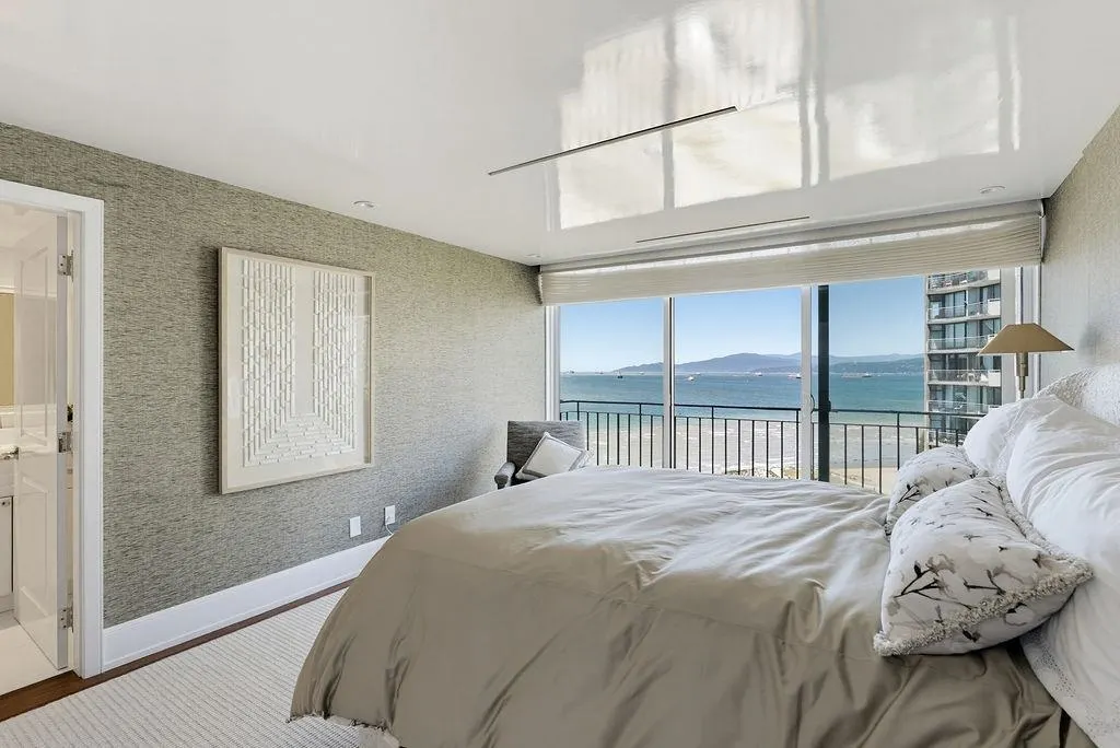 1575 Beach Avenue #1301