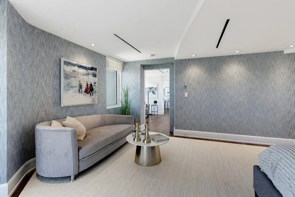 1575 Beach Avenue #1301