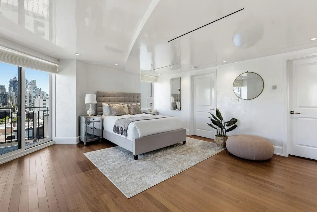 1575 Beach Avenue #1301