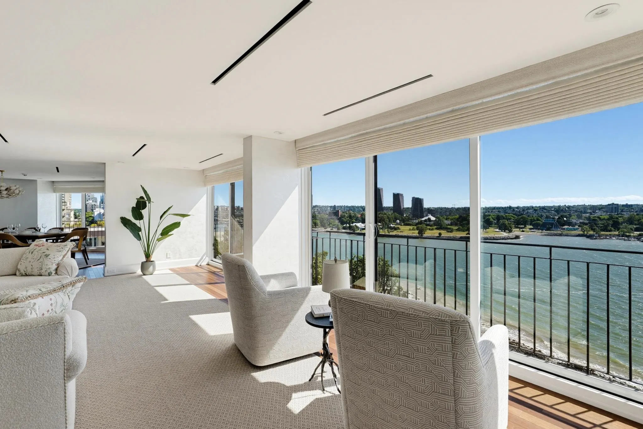 1575 Beach Avenue #1301