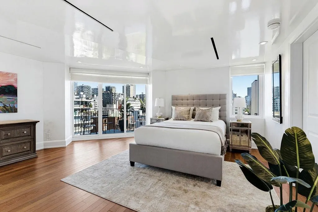 1575 Beach Avenue #1301