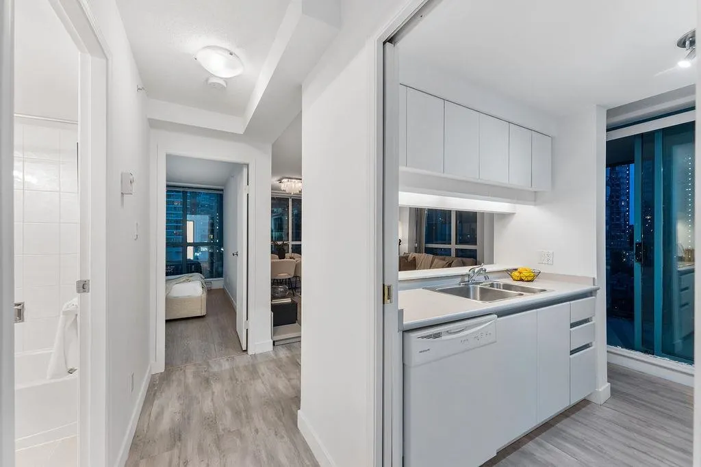 1238 Melville Street #1506