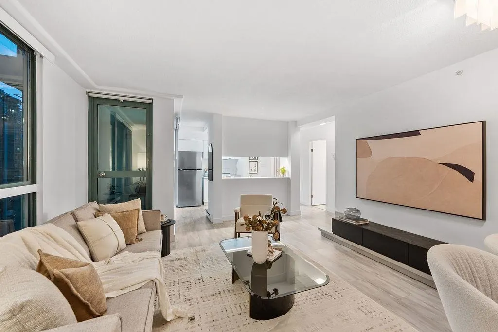 1238 Melville Street #1506