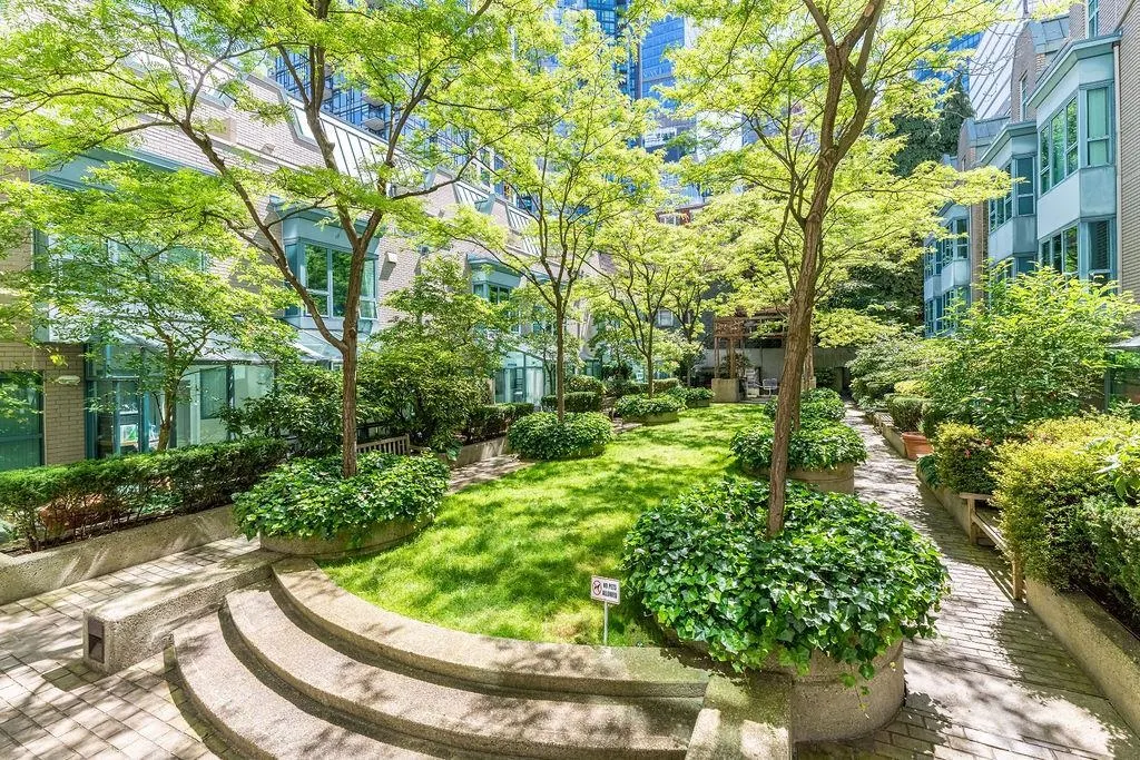 1238 Melville Street #1506