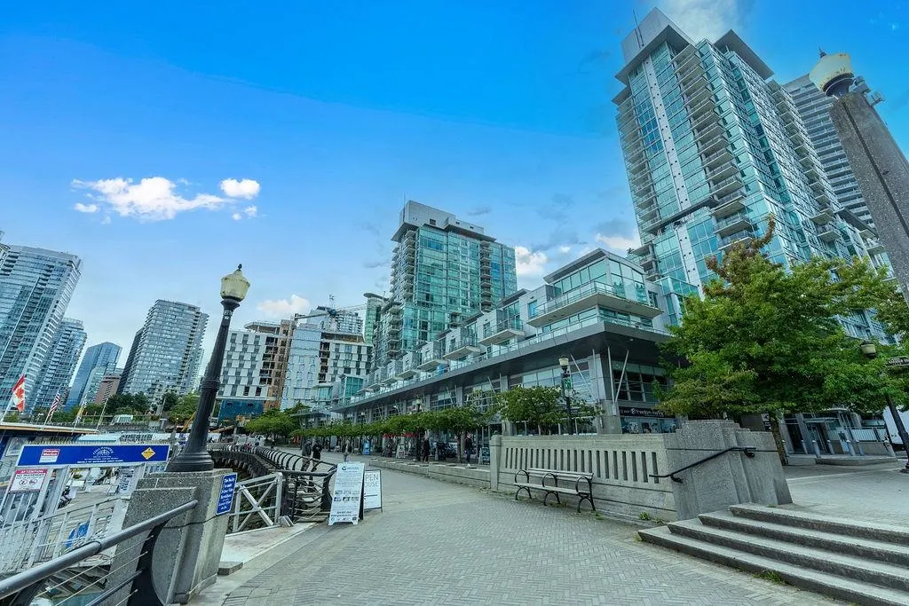 1238 Melville Street #1506