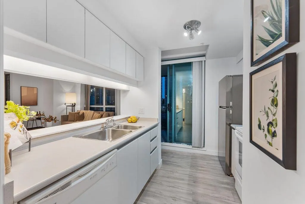 1238 Melville Street #1506