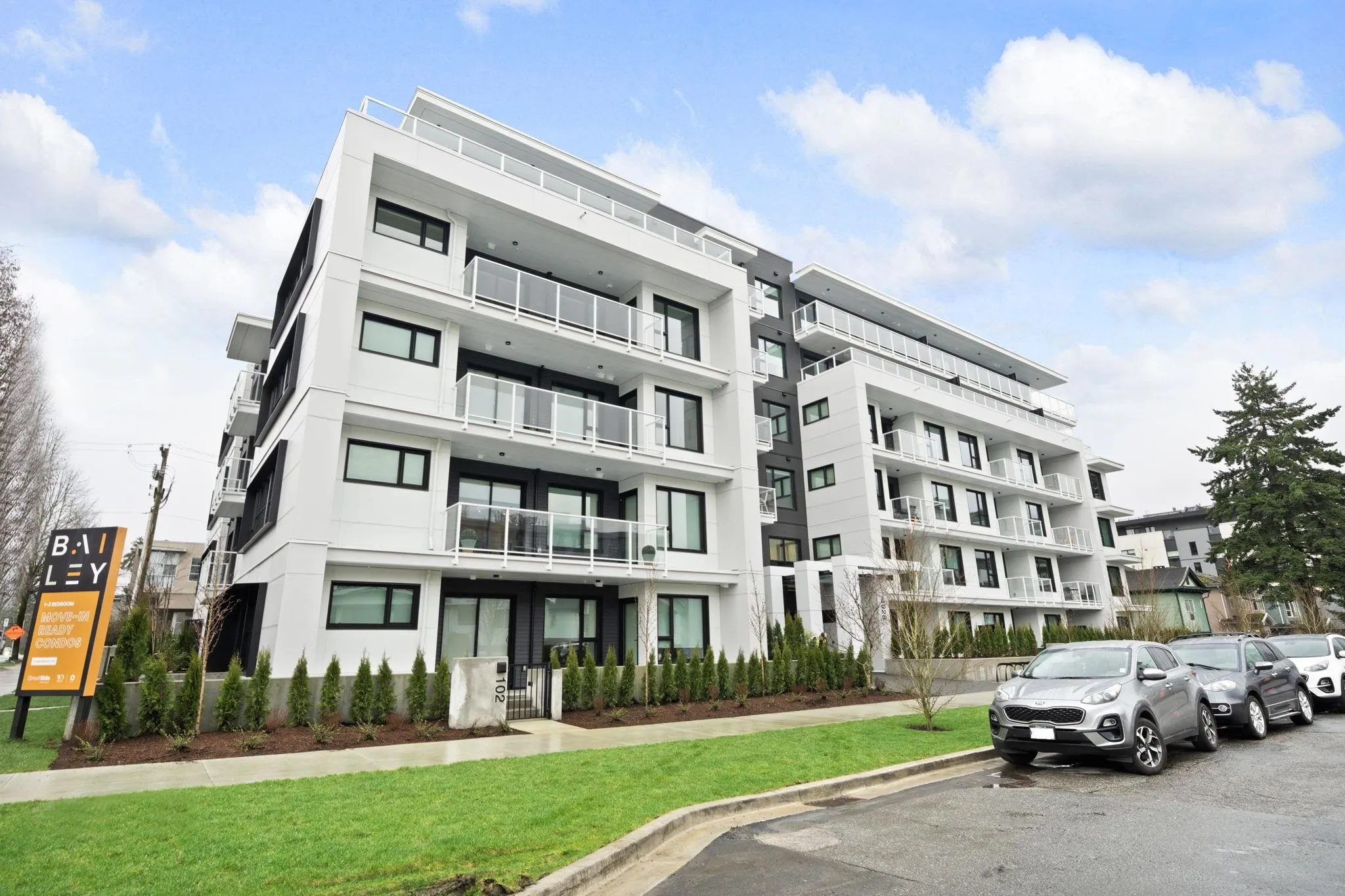 4928 Quebec Street #605
