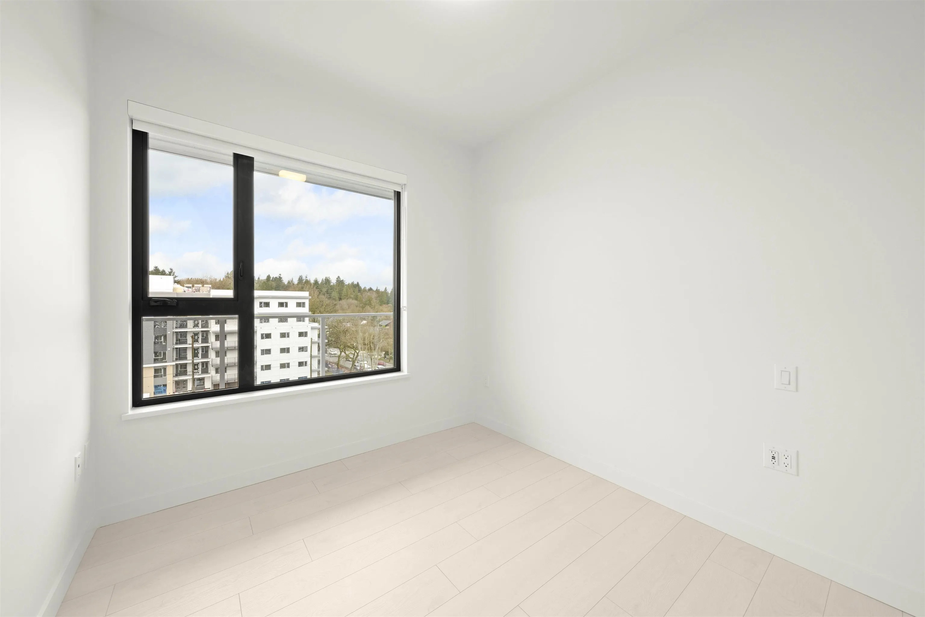 4928 Quebec Street #605