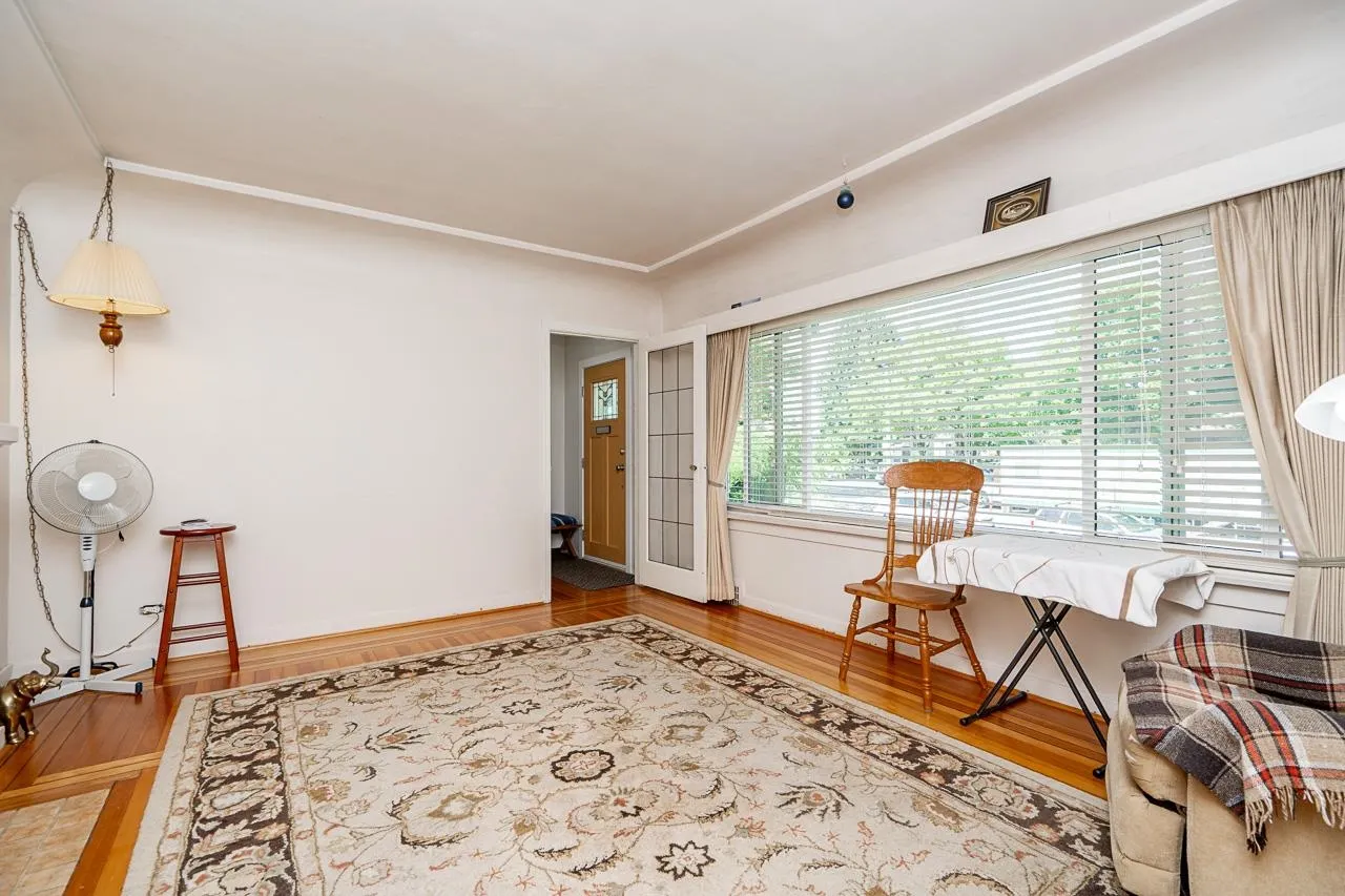 916 Thirteenth Street