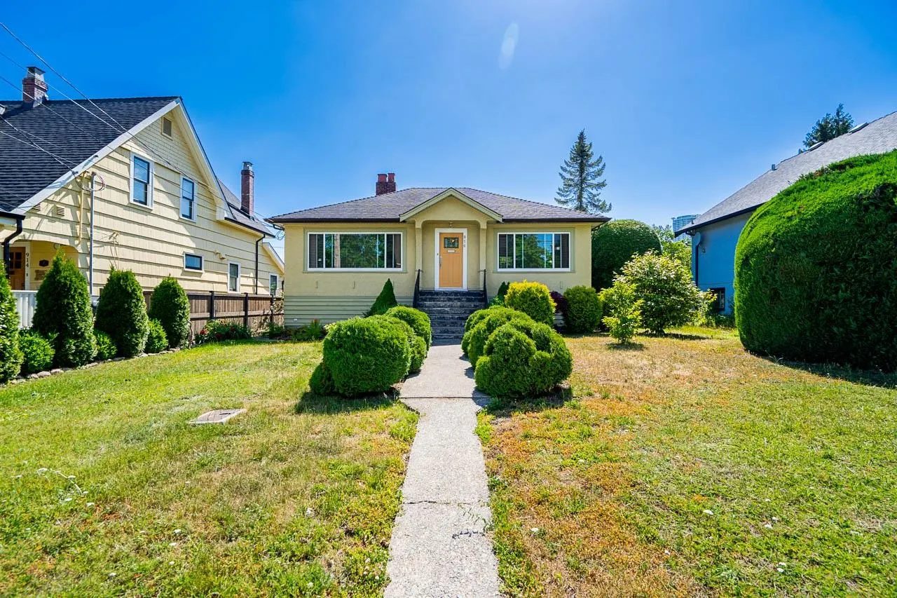 916 Thirteenth Street