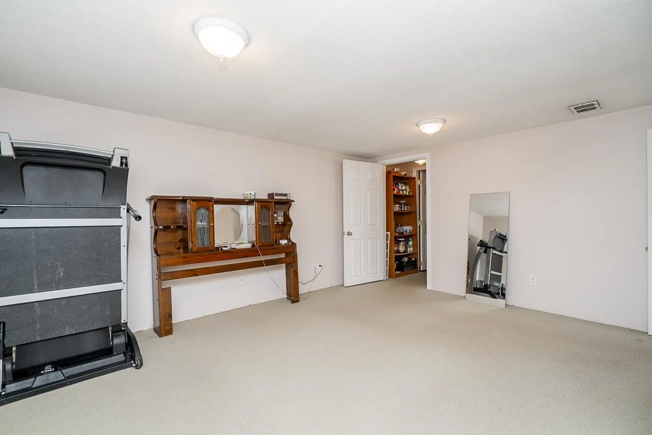 916 Thirteenth Street