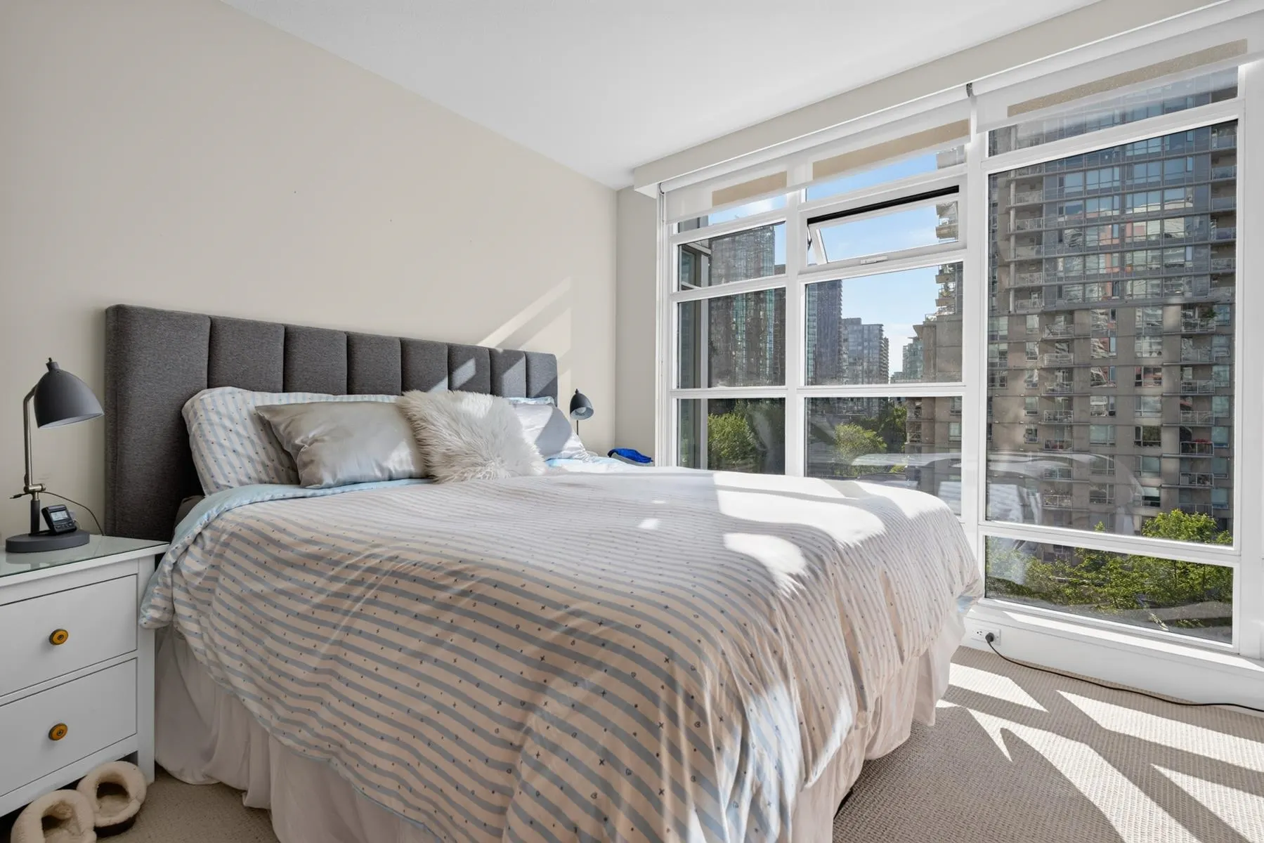 1205 W Hastings Street #702