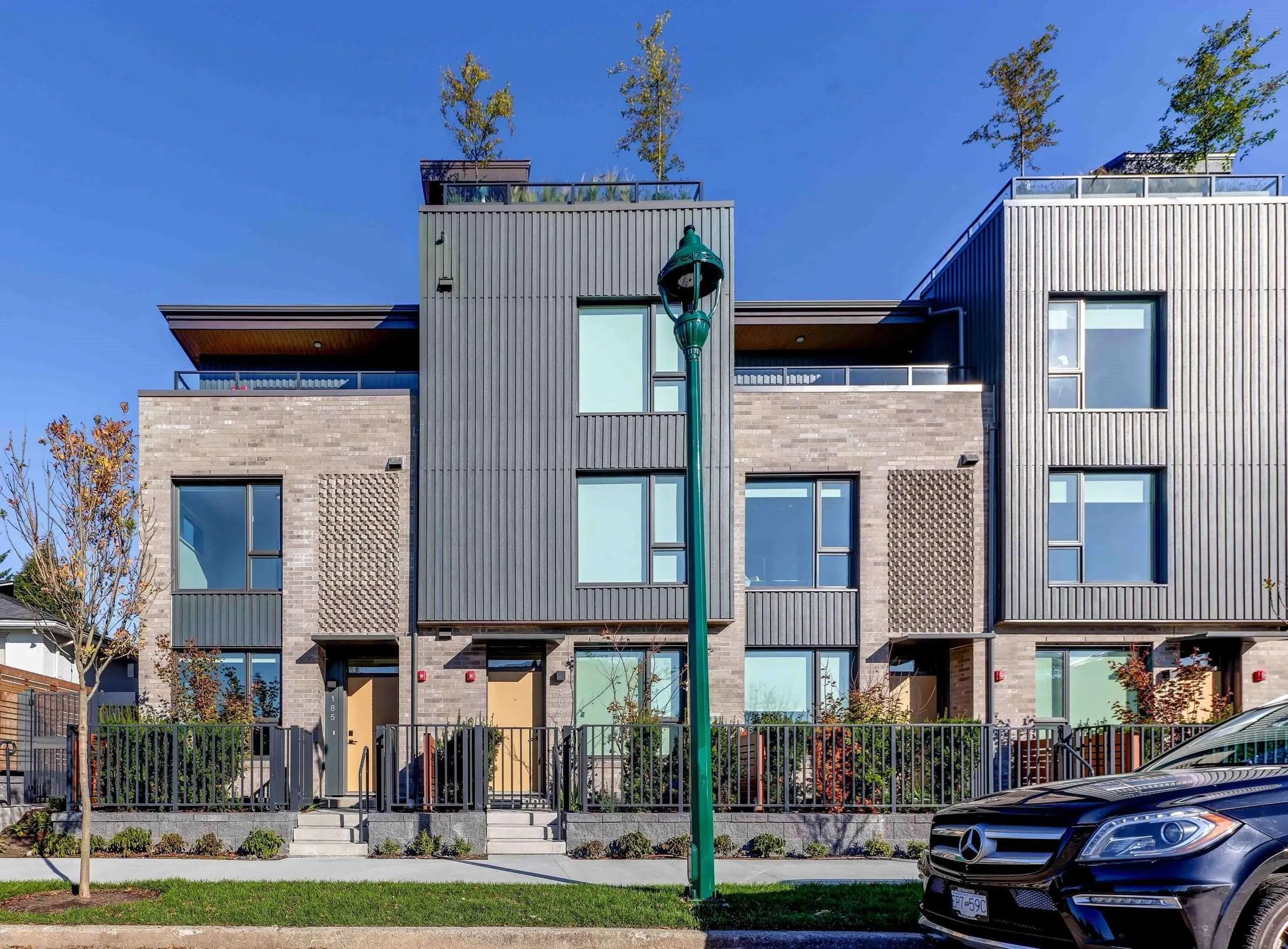 815 W 49th Avenue #185