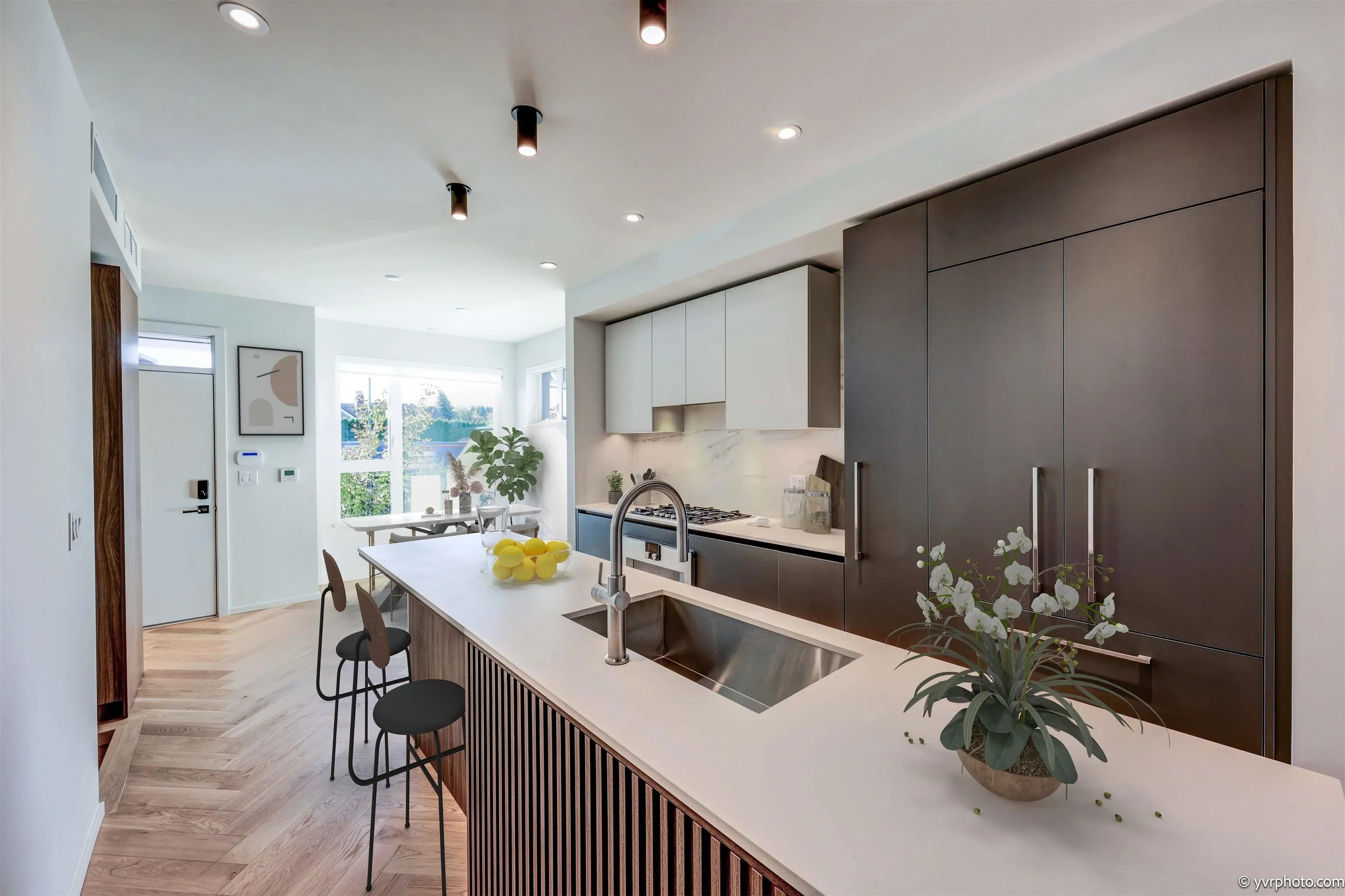 815 W 49th Avenue #185