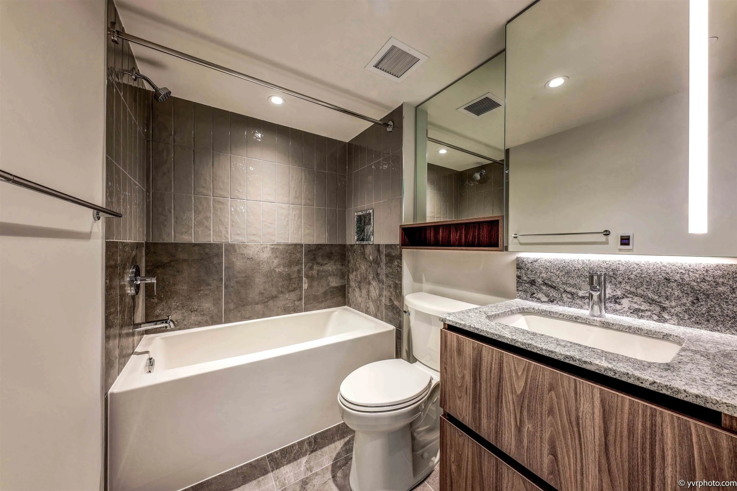 815 W 49th Avenue #185