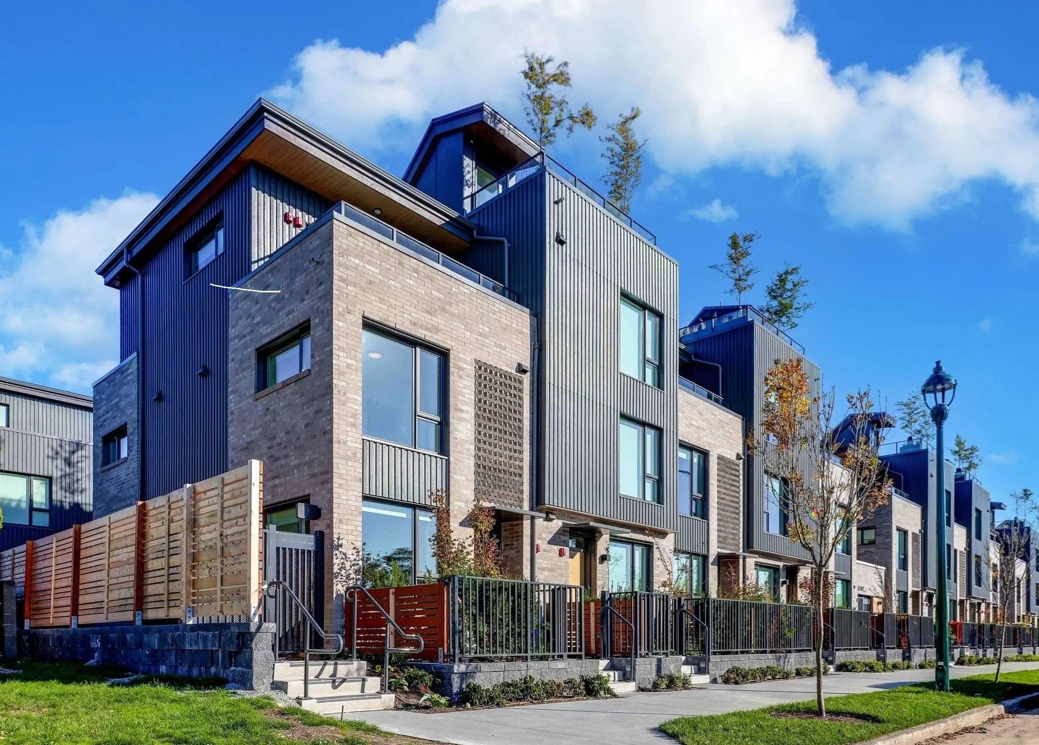 815 W 49th Avenue #185