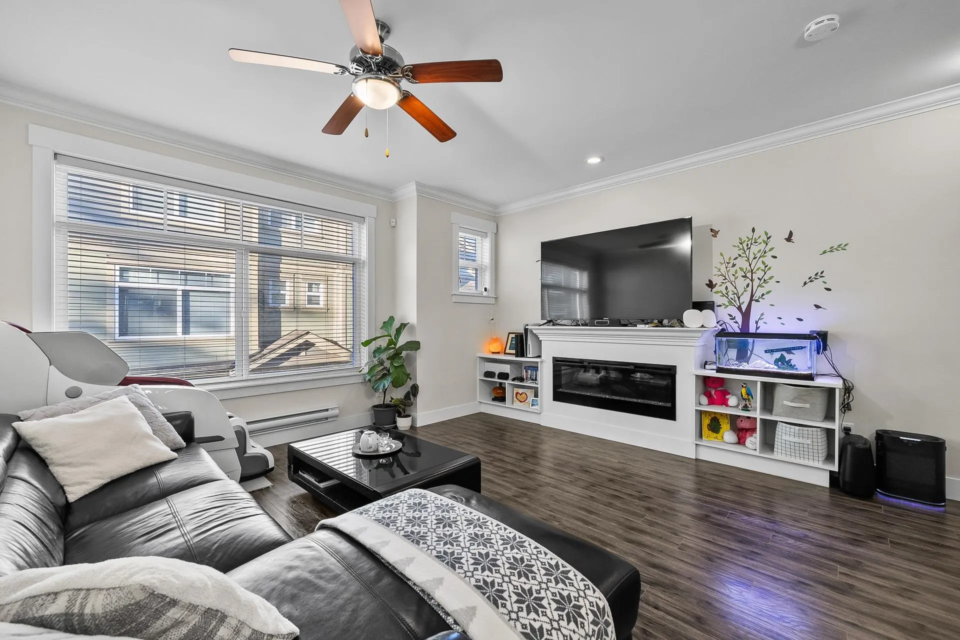 5957 152 Street #27