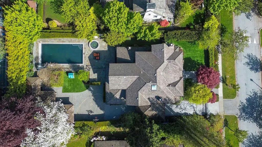 1807 Acadia Road