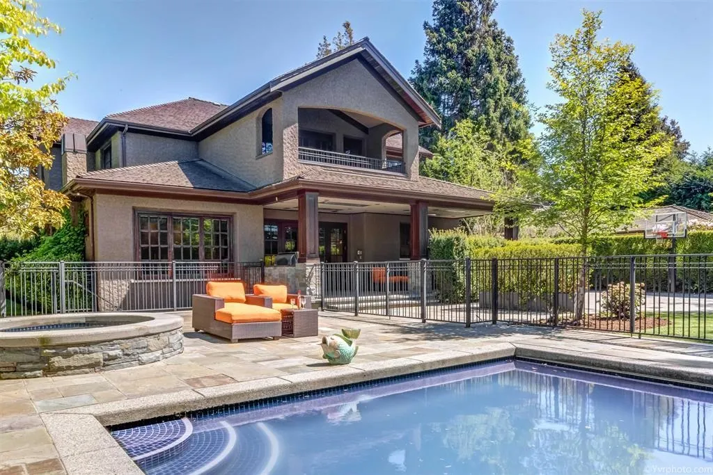1807 Acadia Road