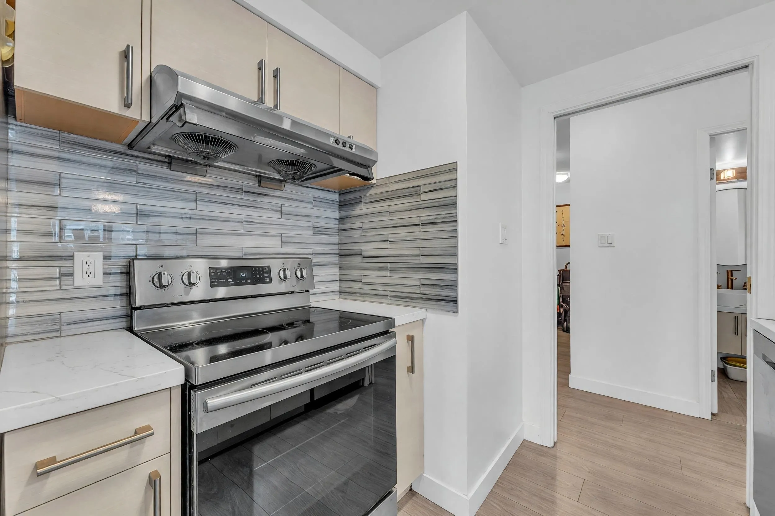 1238 Melville Street #1706